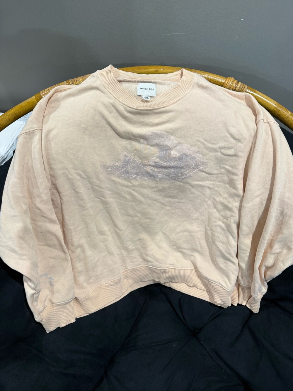 American Eagle Pale Peach Crewneck Sweatshirt